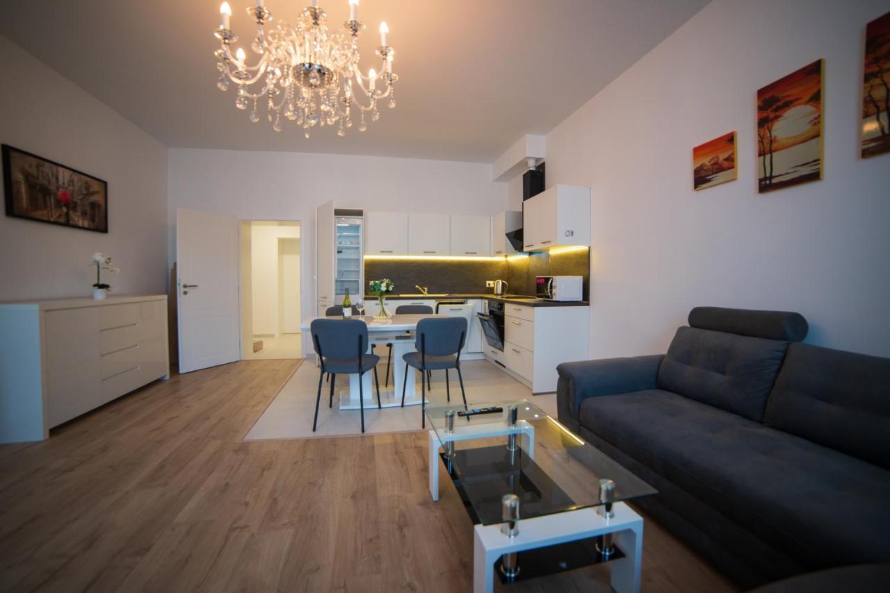 Top Class Apartments In Carlsbad Karlovy Vary Extérieur photo